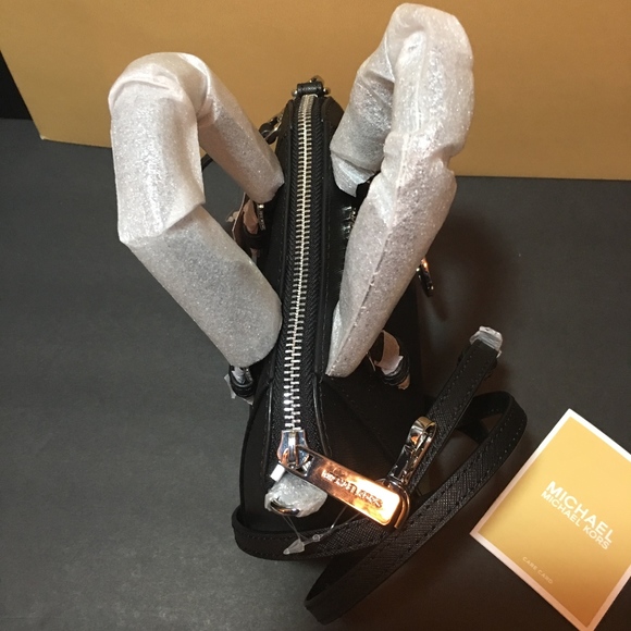 MICHAEL KORS MINI CROSSBODY - BLACK/SILVER - CUTE! - Picture 4 of 8